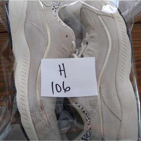 ❄️2/$5❄️[H106] Easy Spirit Cheetah Print Sneaker, Size 7 - Picture 7 of 7